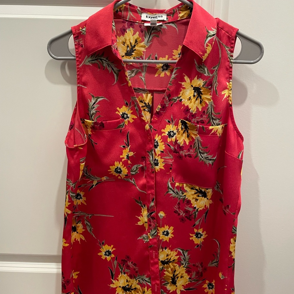 Red Floral Women's Sleeveless Top